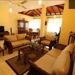 Apartment Reverie Hill Bungalow,, Kandy